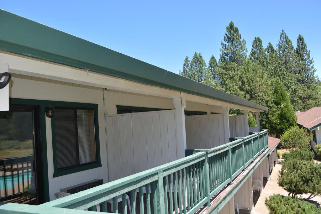 Pioneer Inn & Suites Volcano 외부 사진