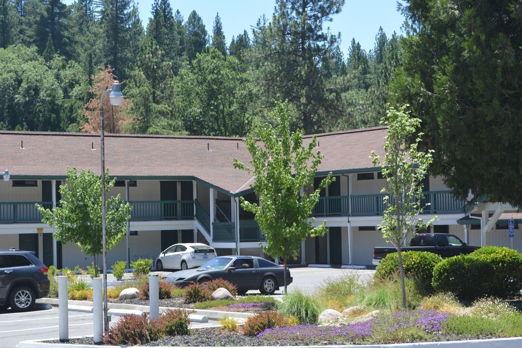 Pioneer Inn & Suites Volcano 외부 사진